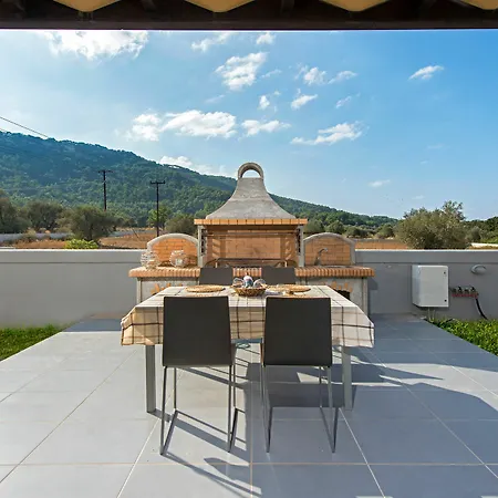 Вилла Filerimos Garden *