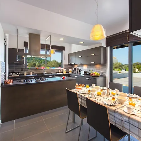 Вилла Filerimos Garden